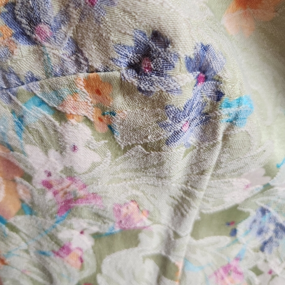 Forever 21 Spring Crop Blazer Jacket - Picture 7 of 7